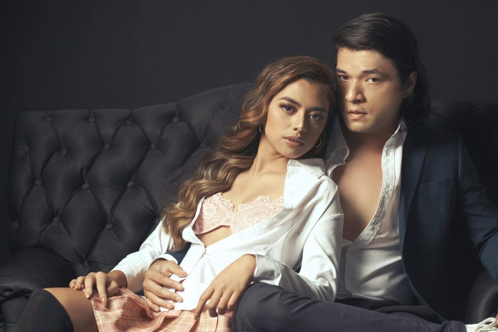 [18+] Doblado (2022) กลางวันเป็นนักศึกษาวิทยาลัย กลางคืนเป็นโสเภณีชั้นสูง [ซับไทย]